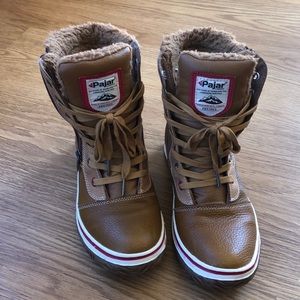Pajar brown leather snow boots